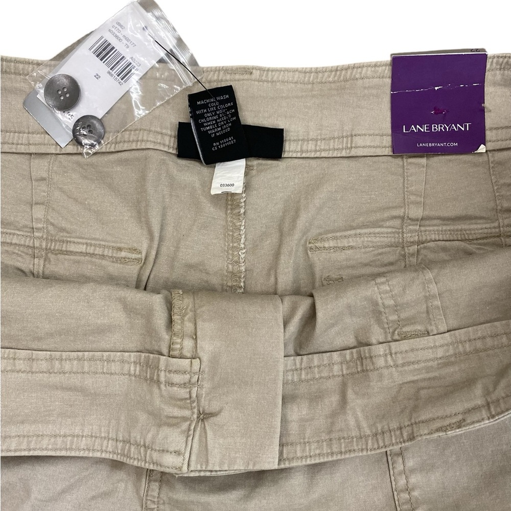 New Plus Size Stylish Tan Lane Bryant Cuffed Shorts - Picture 4 of 12
